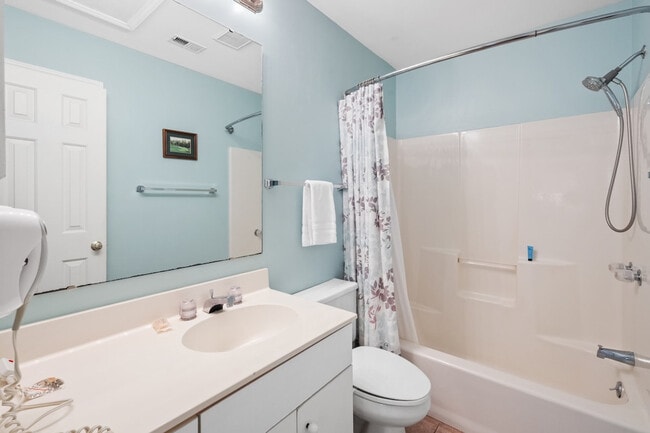 Building Photo - 1681 Weehaw Plantation Dr