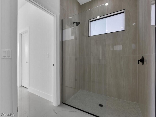 Building Photo - 1839 Lockhaven Ct