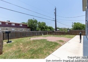 Building Photo - 8111 Landing Ave