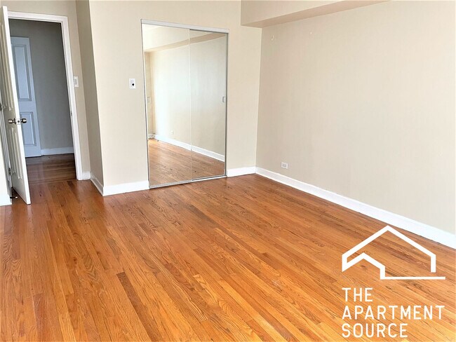 Building Photo - 4180 N Marine Dr