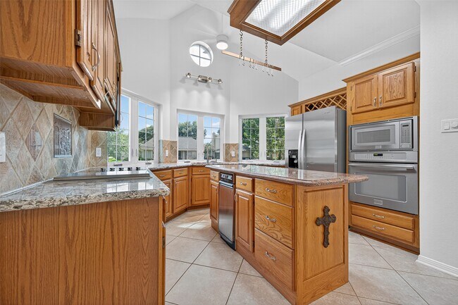 Building Photo - 2483 Hodges Bend Cir