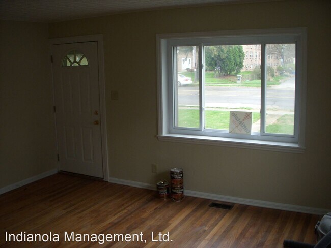 Building Photo - 3 br, 1 bath House - 953 E. North Broadway