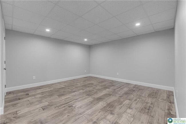 Building Photo - 4487 Cottonwood Dr