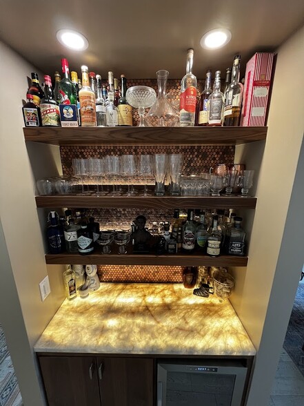 Custom Made Bar - 2028 W 33rd Ave