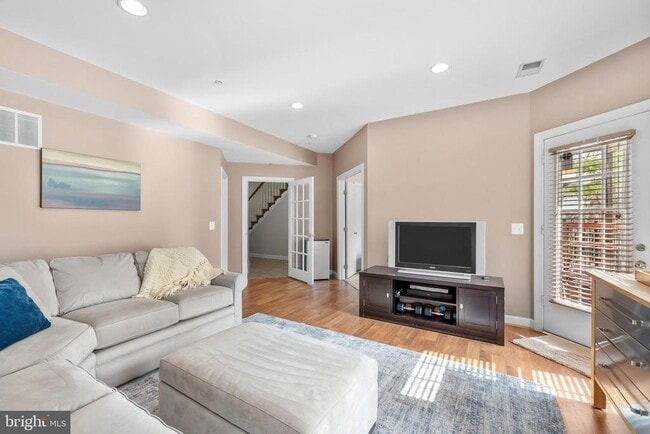 Building Photo - 5187 Brawner Pl