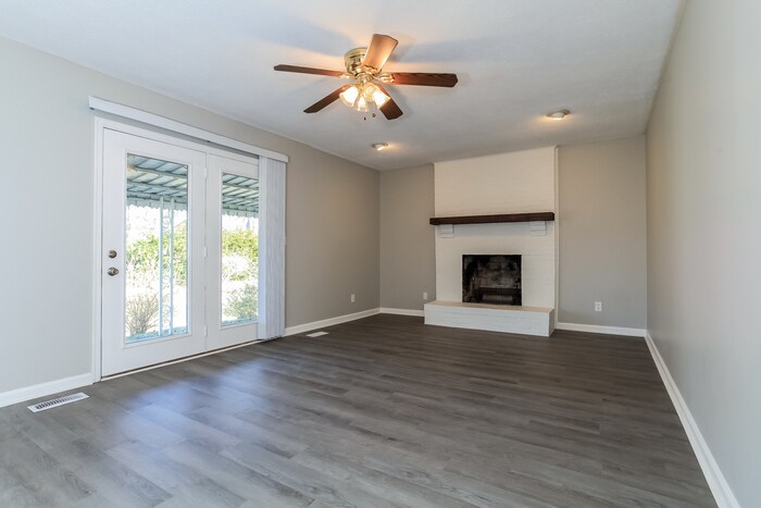 Building Photo - 1730 Calumet Way