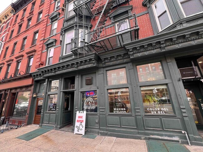 Building Photo - 1315 Washington St