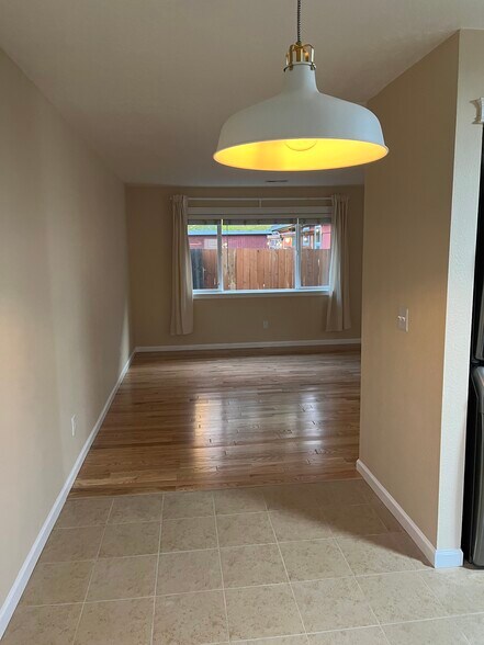 Building Photo - 3618 SE 67th Ave