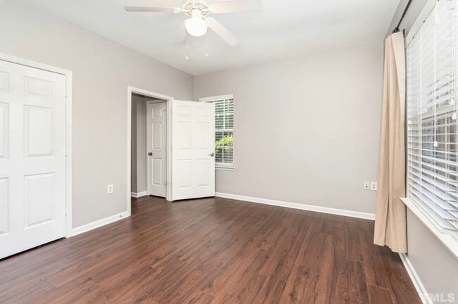 Building Photo - 2631 Oldgate Dr