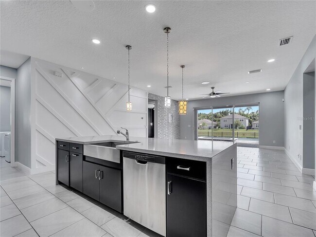 Building Photo - 4916 Blanche Ct