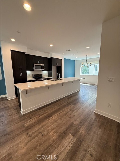 Building Photo - 820 Aloe Pl