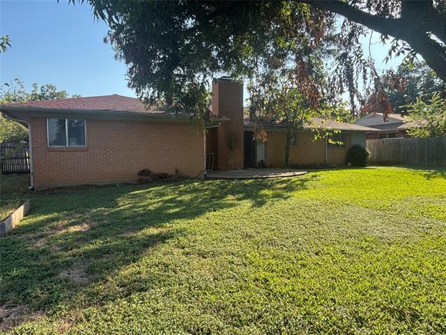 Building Photo - 4212 Selkirk Dr W