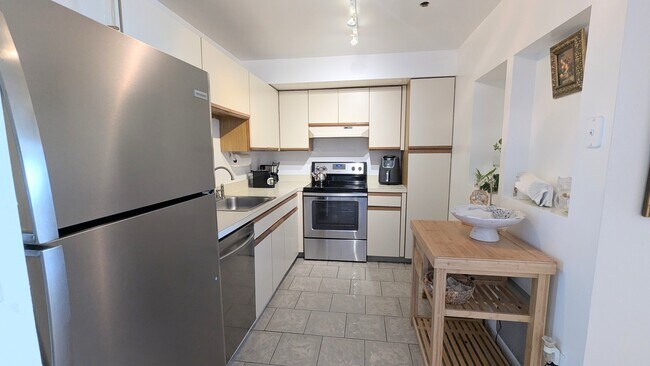 Building Photo - 510 Revere Beach Blvd