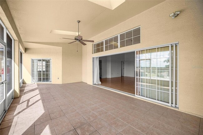 Building Photo - 482 W Fenway Dr