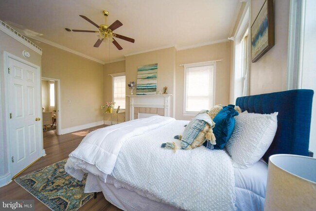 Building Photo - 104 S Loudoun St