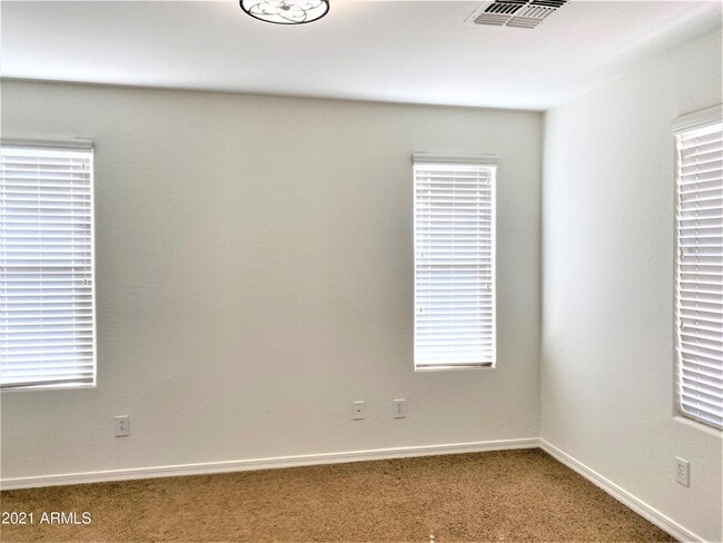 Building Photo - 41359 N Globe Ct