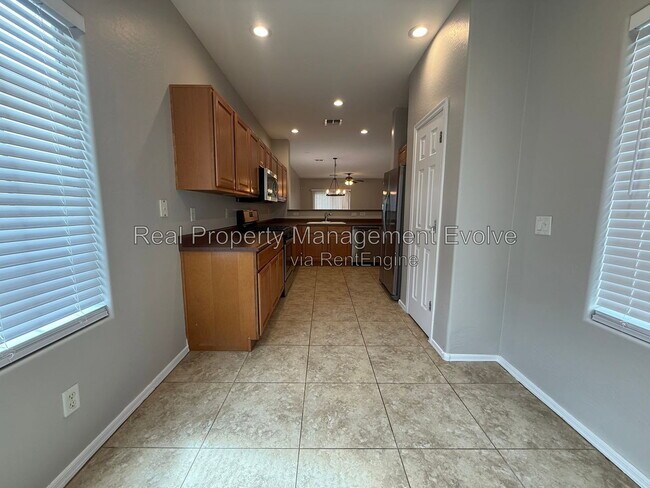 Building Photo - 2513 W Woburn Ln
