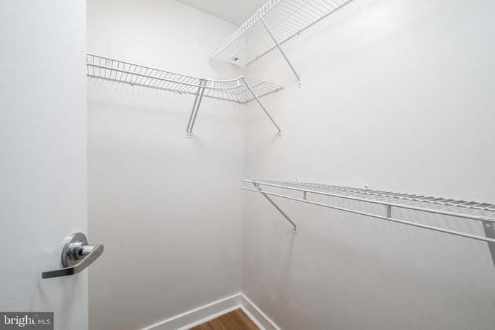 Building Photo - 301 S 11th St