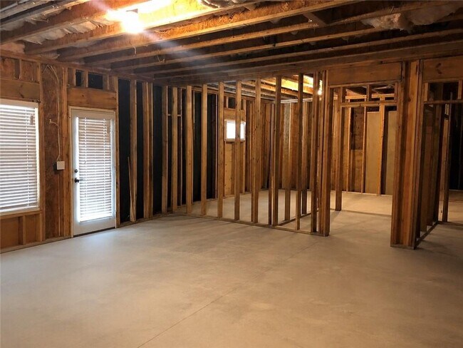 Building Photo - 5327 Whitney Landing