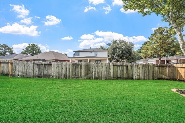 Building Photo - 923 Shirefield Ln
