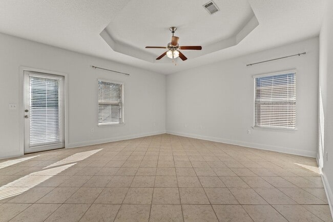 Building Photo - 188 Whispering Lake Dr