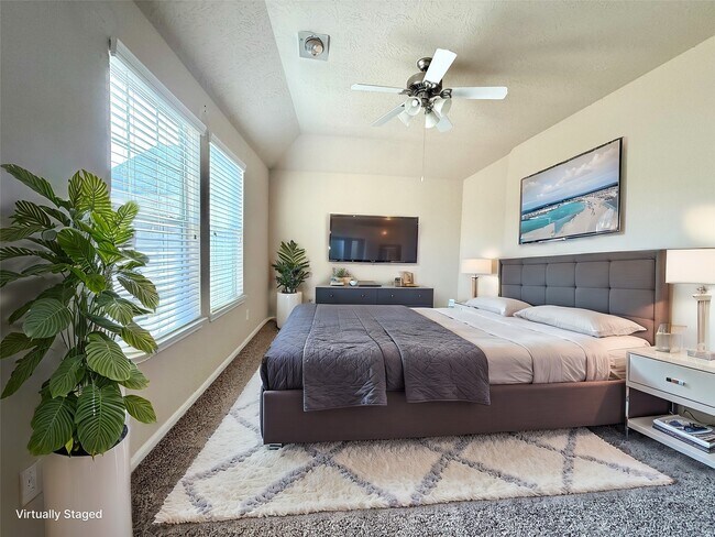 Building Photo - 2042 Nichole Woods Dr