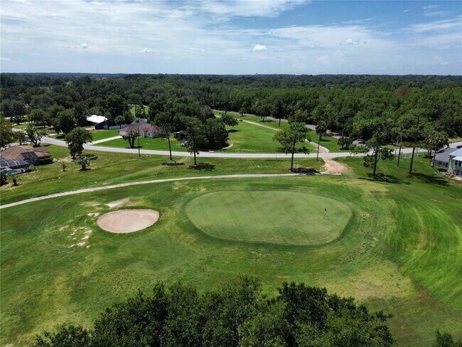 Building Photo - 600 Fairways Cir