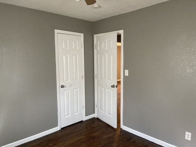 Building Photo - COMING SOON: Bright 3-Bed Home with Spacio...