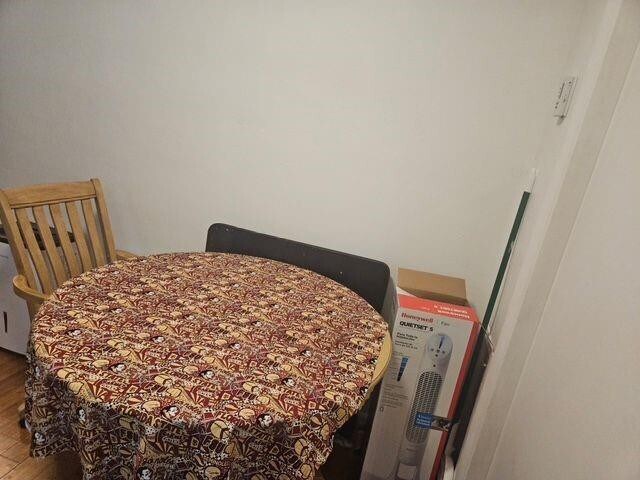 Building Photo - 2404 NE 33rd Ave