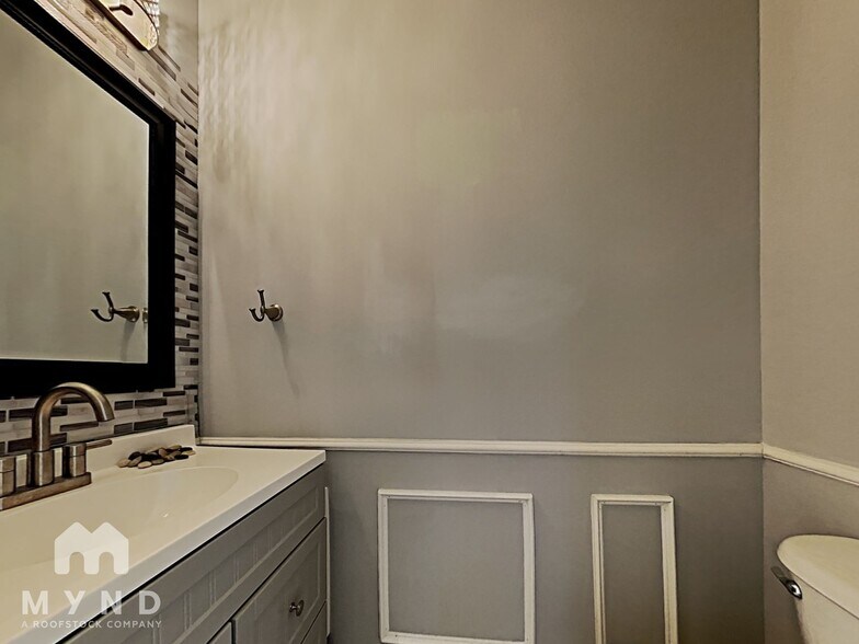 Building Photo - 7503 Prairie Rose Ln