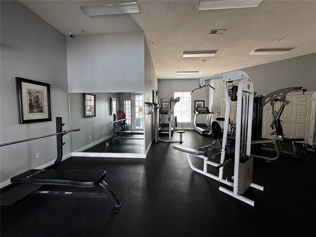 Building Photo - 9141 Lee Vista Blvd