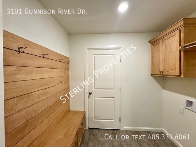 Building Photo - 3101 Gunnison River Dr