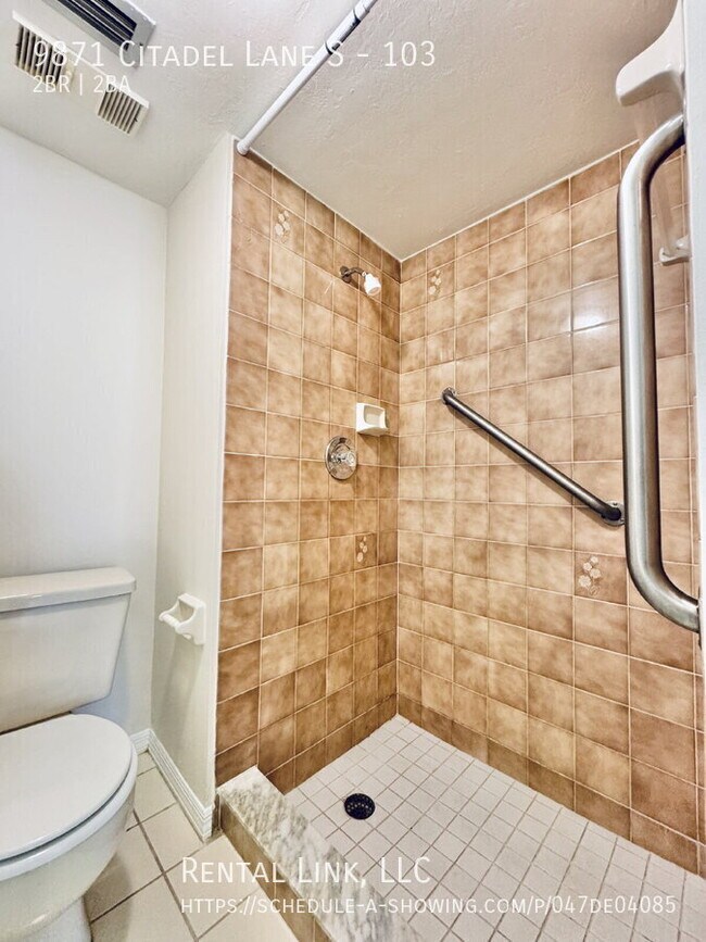 Building Photo - 9871 Citadel Ln