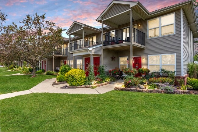 Building Photo - 102 Aspen Dr