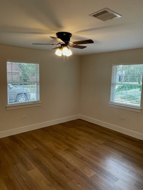 Building Photo - 15230 TX-36