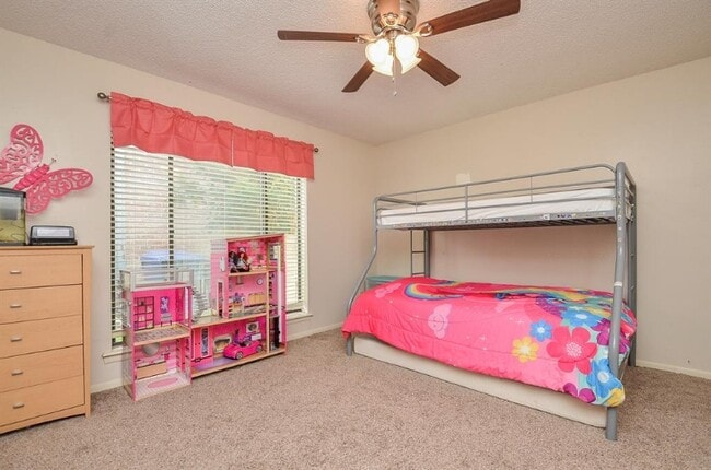 Building Photo - 3514 W Creek Club Dr