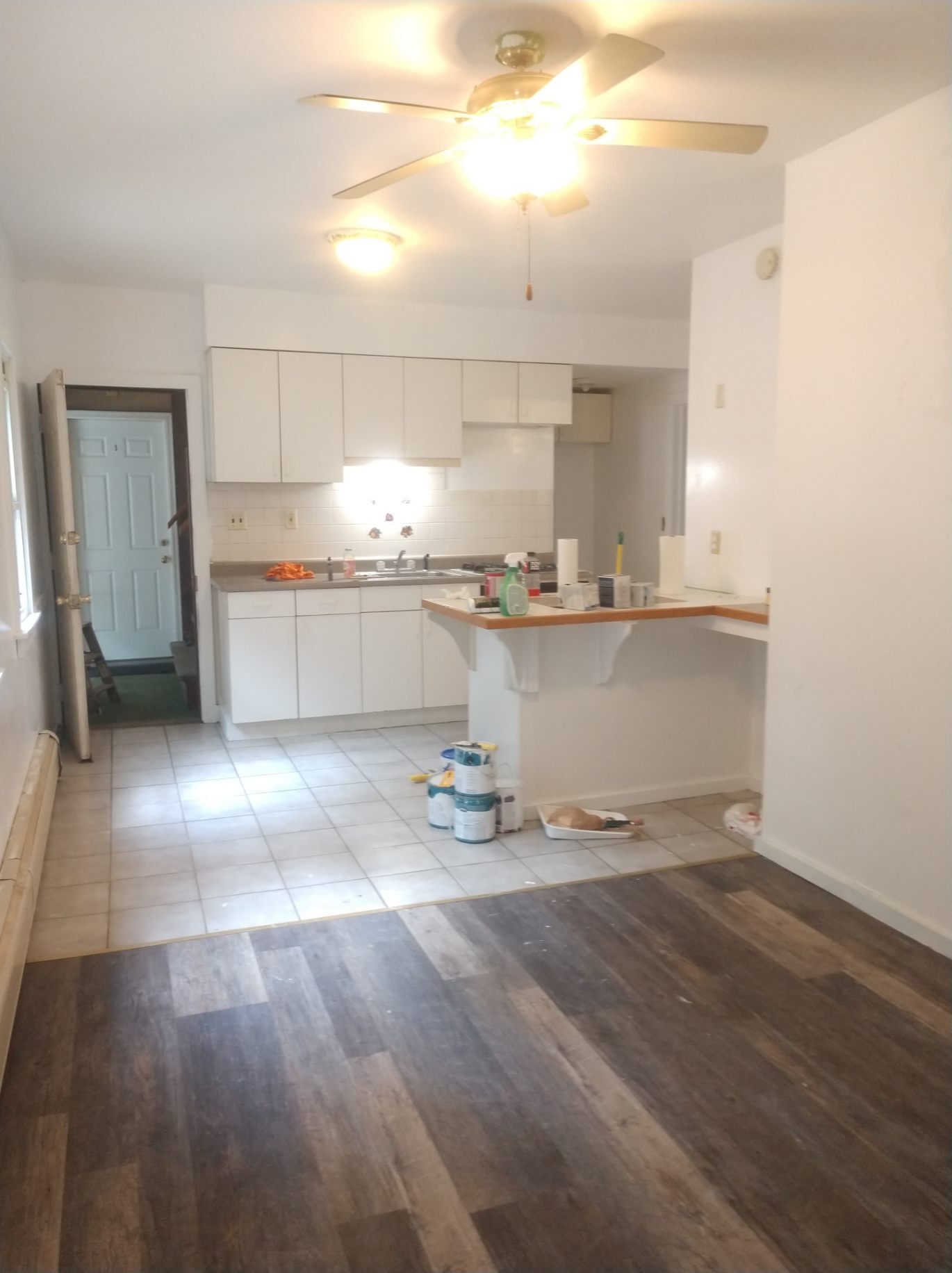 Living area - 122 Dewey avenue