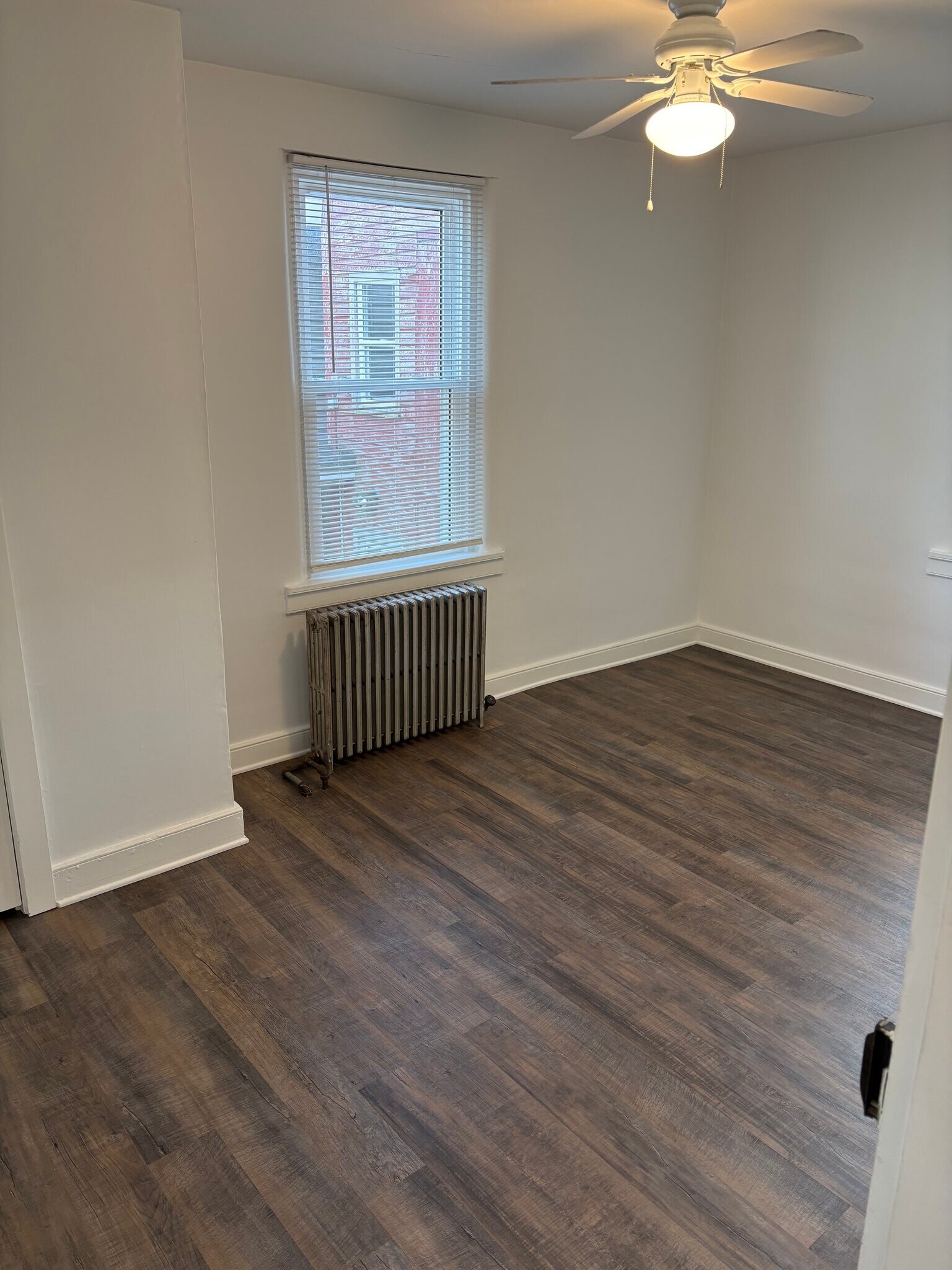 Building Photo - 1408 W Main St