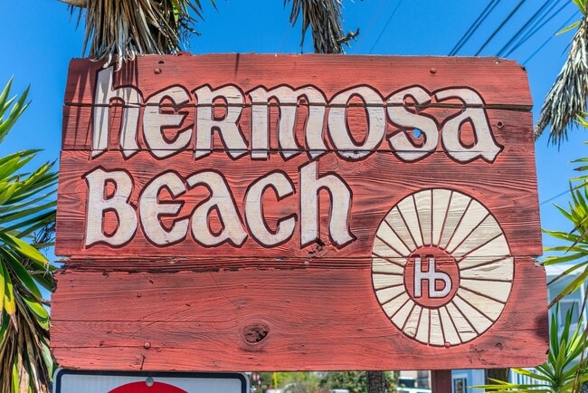Building Photo - Hermosa Beach Home Rental