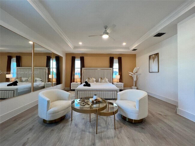 Building Photo - 11 NW 122nd Ave