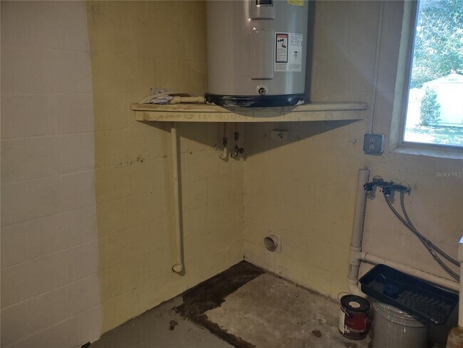 Building Photo - 11117 Upton St