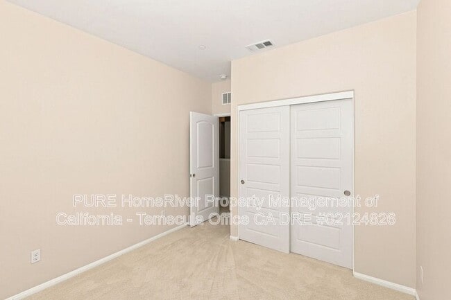 Building Photo - 40702 Birchfield Dr
