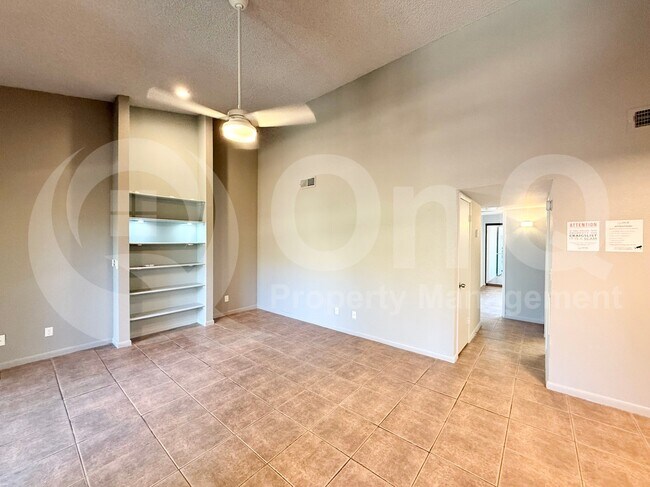 Building Photo - 747 S Ext Rd
