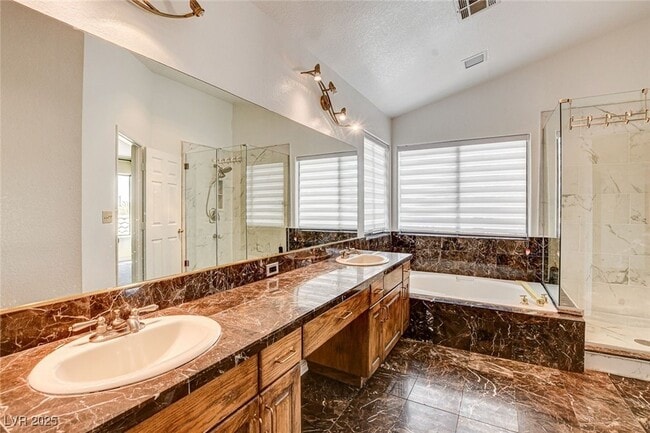 Building Photo - 8344 Snowmass Dr