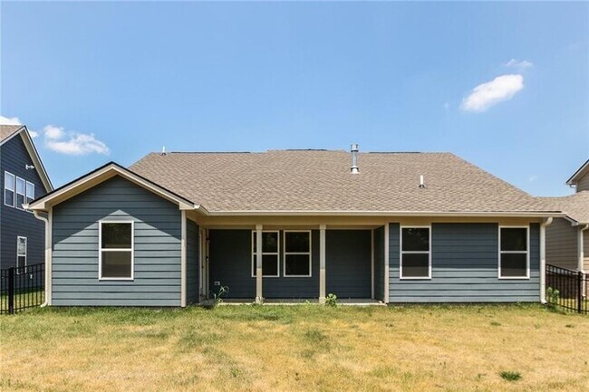 Building Photo - Like NEW Home in Zionsville!