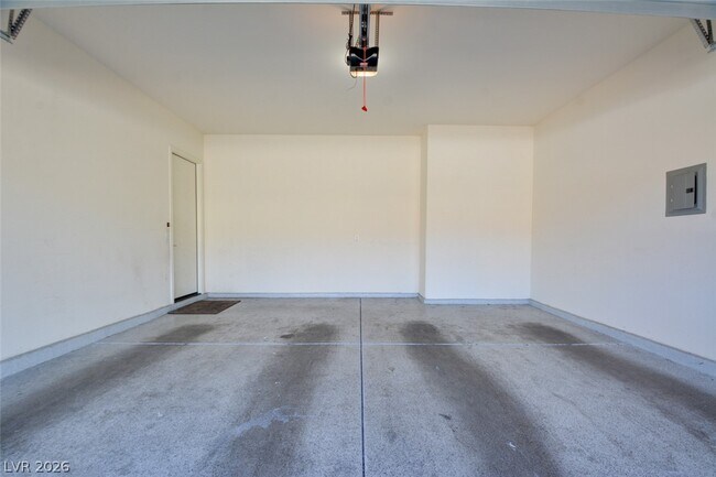 Building Photo - 12101 Edgehurst Ct