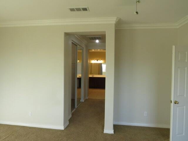 Building Photo - 32916 Vine St