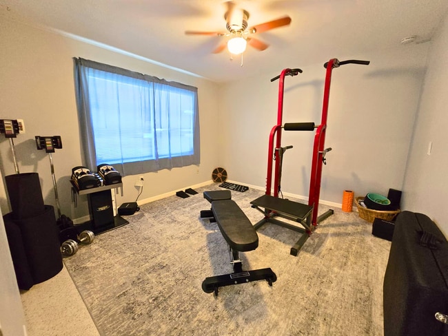 Building Photo - Charming 2 Bed/ 2 Bath Home w/ Garage in Sarasota