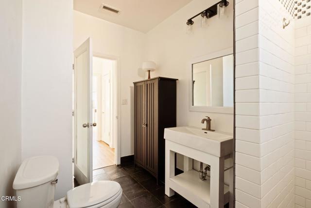 Building Photo - 5166 Packard St