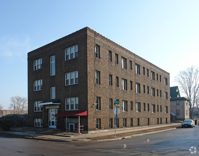 Building Photo - Dundry House